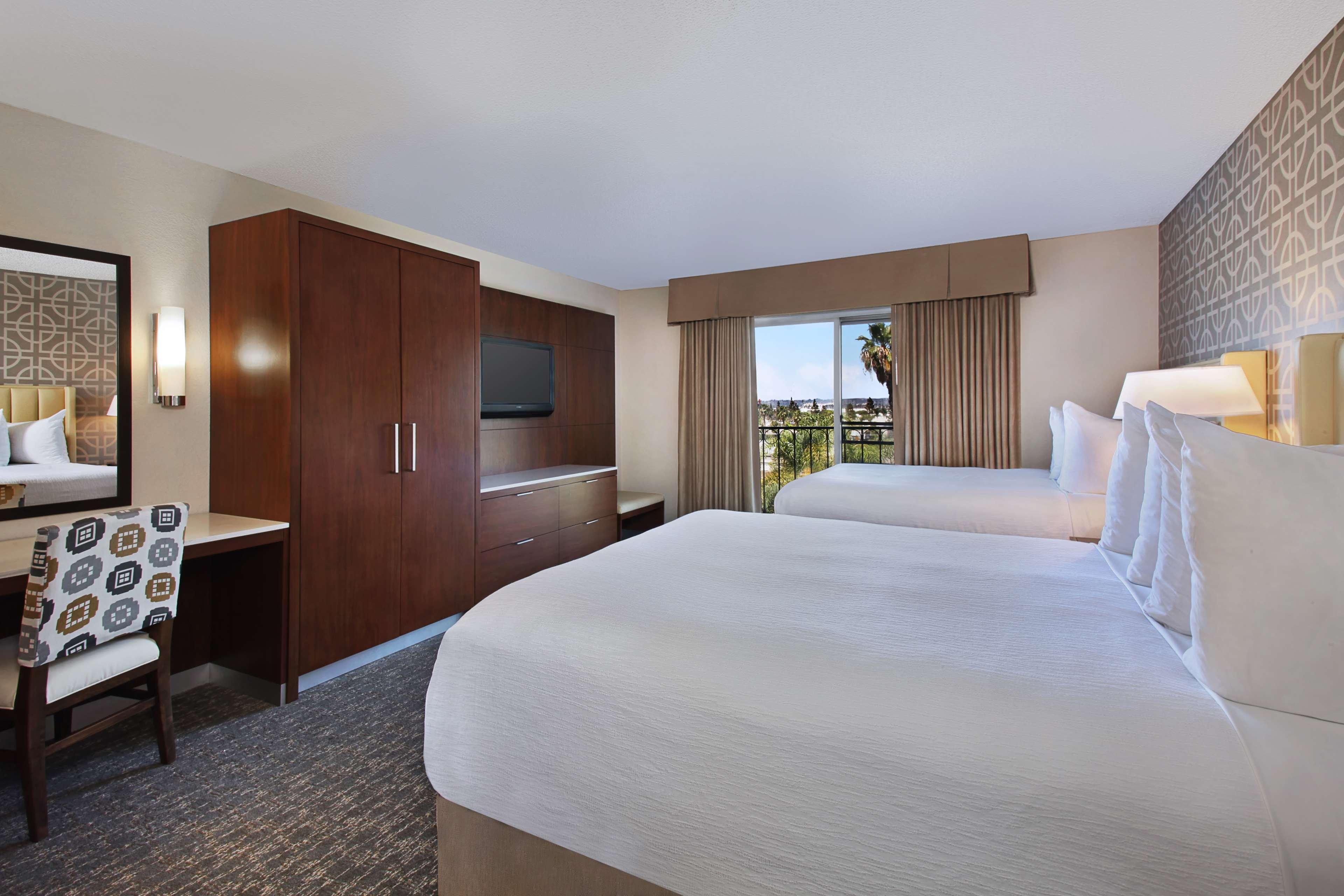 Embassy Suites By Hilton Anaheim North Ngoại thất bức ảnh
